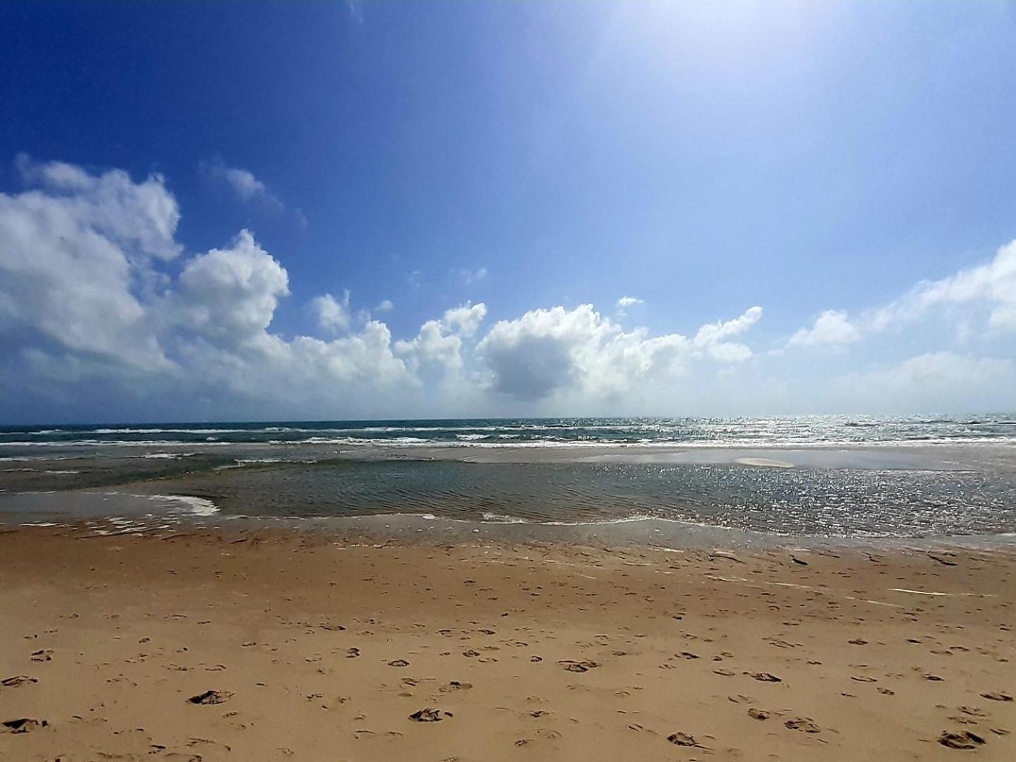 Beach Living - Porto Das Dunas - Ap Terreo 300M Beach Park Pe Na Areia Aquiraz Exterior photo